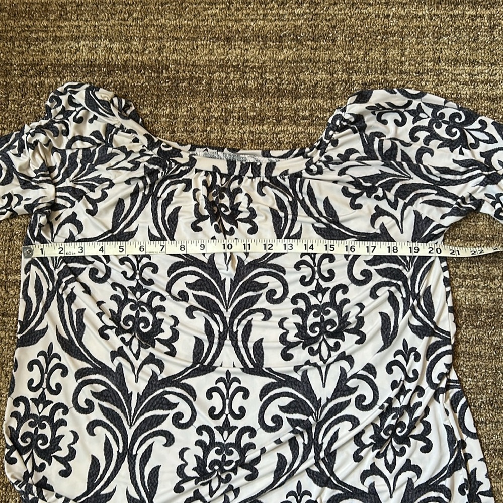 Tunic - Picture 5 of 7